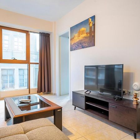 2 Bedroom Renovated Apartment With A View Atenas Exterior foto